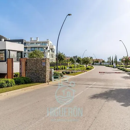 Higueronrentals Chloe By The Sea Apartmán *