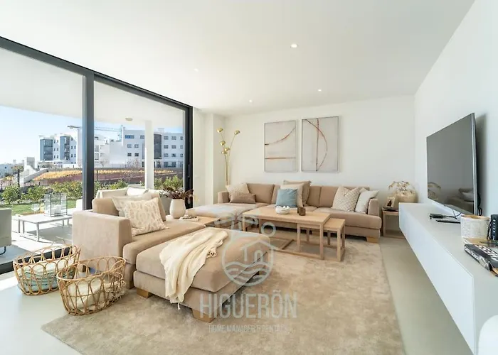 Higueronrentals Chloe By The Sea *